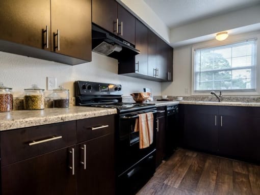 kitchen at Forest Hills apartments
