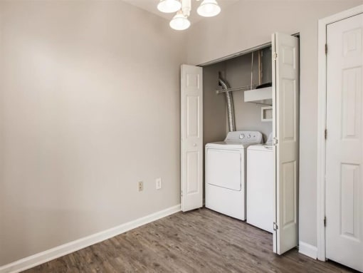 Fayetteville NC apts with washer/dryer