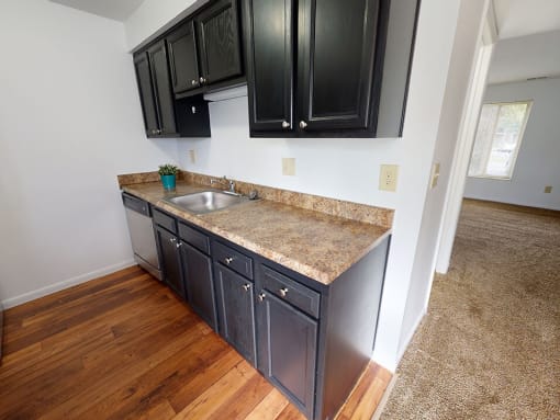kitchen counter space in Northlake Village