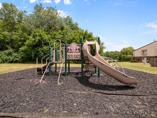 playground at Northlake Village