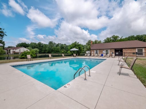 Northlake Village Townhomes swimming pool