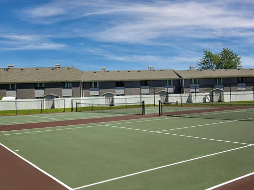 on-site tennis court at north park apartments