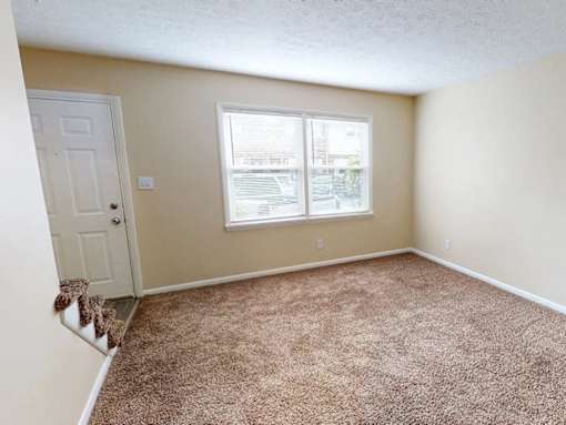 apartment living room in Louisville