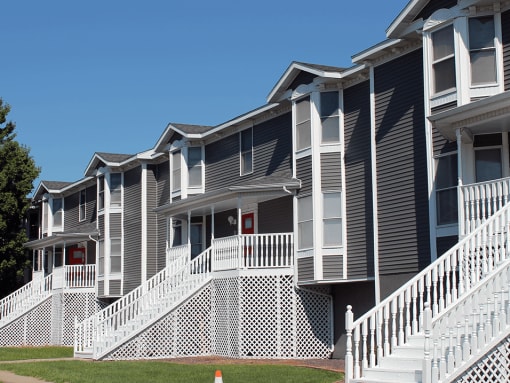 1, 2, and 3 Bedroom Apartments