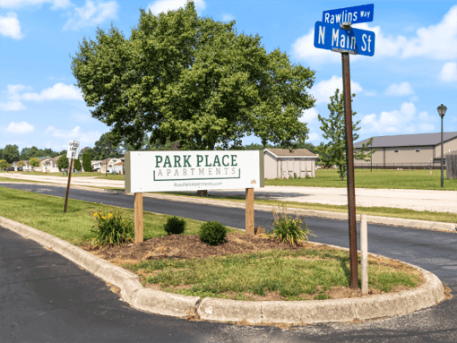 Park Place Apartments welcome sign