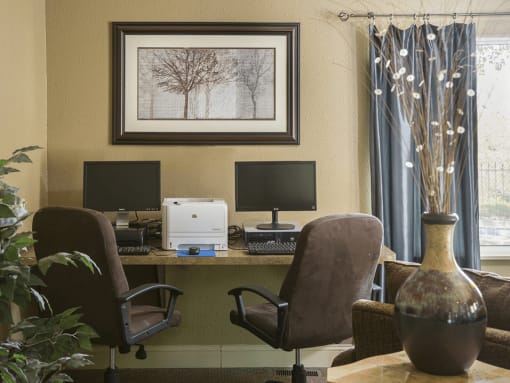Business Center in apartment Clubhouse