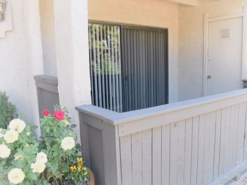 apartments with private patio/balcony at wyoming place apartments