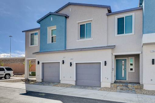 Garages Available at Copper Creek Apartments, Las Vegas, 89123 