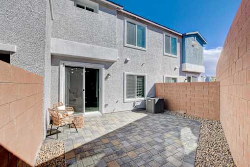 Outdoor Patio at Copper Creek Apartments, Las Vegas, NV 89123