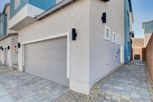 Universally Attached Detached Garages at Copper Creek Apartments, Las Vegas, NV 89123