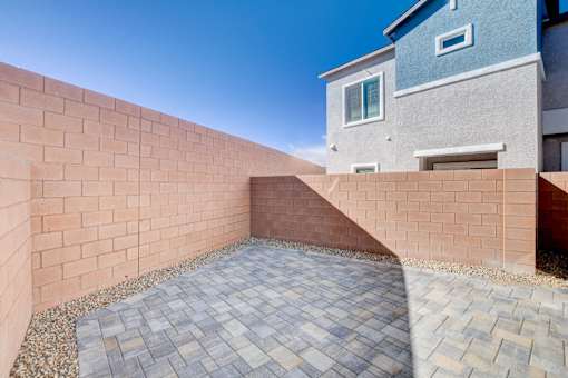 Backyard Porch at Copper Creek Apartments, Las Vegas