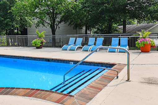 Patchen Oaks Apartments - Sparkling Pool with Sundeck