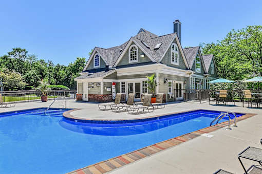 Patchen Oaks Apartments - Sparkling Pool with Sundeck