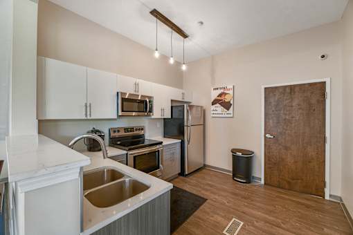 Patchen Oaks Apartments - Clubhouse Kitchen