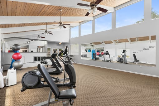 the gym at the preserve apartments