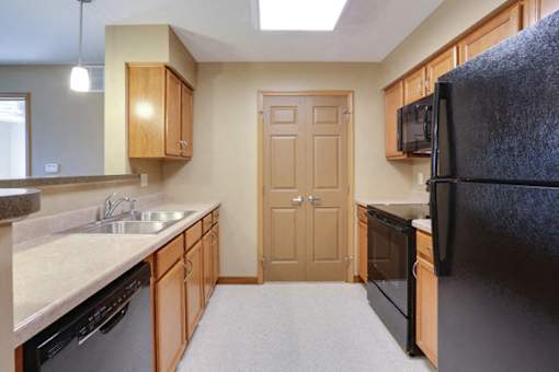 Deer Lakes Apartments