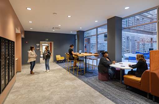 Lobby Reception at Residences at Delmar Divine, St. Louis, 63112