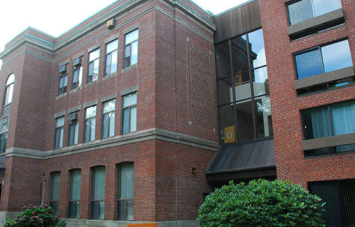 Lincoln Apartments