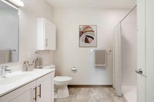 A bathroom in Leefort Terrace, Salem, MA