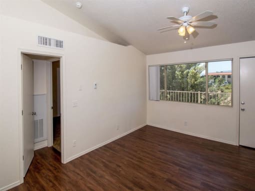 Bedroom With Closet at Rio Verde Apartments, Cottonwood, Arizona