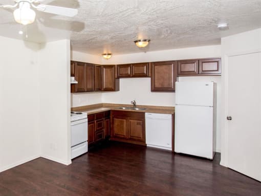 Modern Kitchen With Custom Cabinet at Rio Verde Apartments, Cottonwood