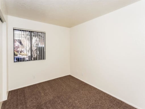 Hardwood Flooring at University Square Apartments, Flagstaff, AZ, 86001