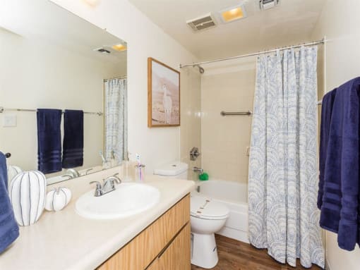 Updated Bathrooms at University Square Apartments, Flagstaff