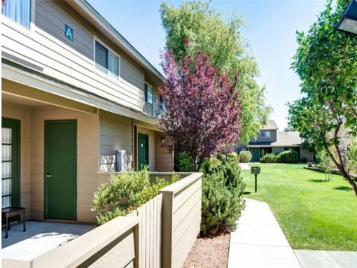 Courtyard Green Space at Country Club Meadows Apartments, Flagstaff, AZ, 86004