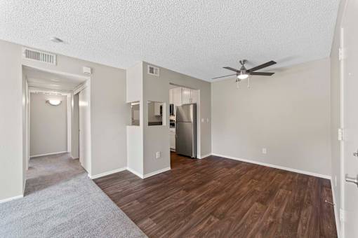 Empty Room at Hendrix Apartments, Escondido