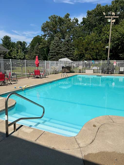 The Community of Rolling Hills Swimming Pool