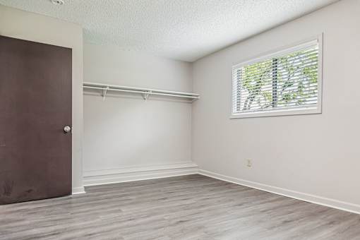 A Room With a Window and Blinds at Hilldale Apartments, Memphis, TN