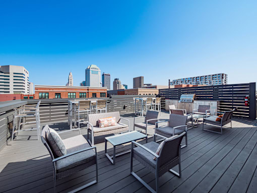 Rooftop Patio at 303 Front St Apartments, Columbus, Ohio