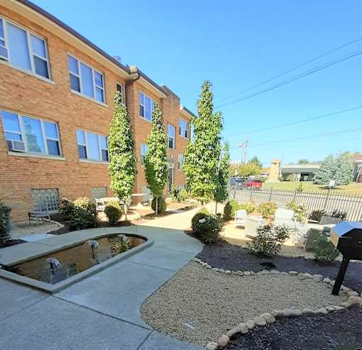 Courtyard at Cincinnati Premier Living*, Cincinnati, OH