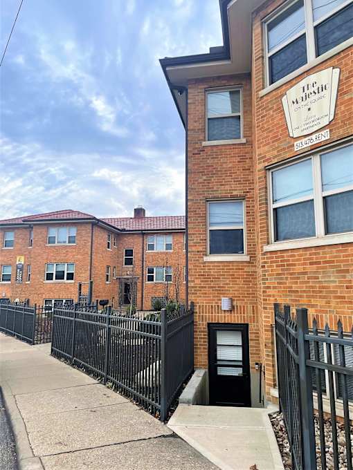 The Majestic on The Square at Cincinnati Premier Living*, Cincinnati, 45213