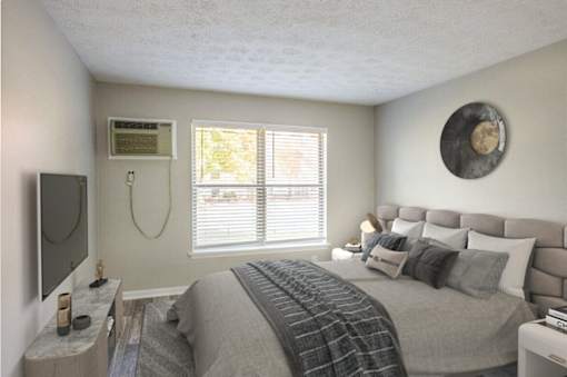 Bedroom with bed at Rivers at Bluegrass, Lexington