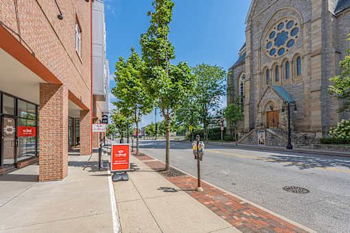 Street view at DeSales Flats Apartments*, Cincinnati