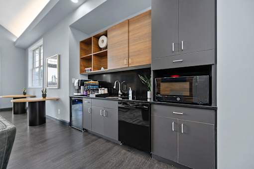 Sleek Stainless Steel Appliances at Ivy Hills Living Spaces, Cincinnati, OH