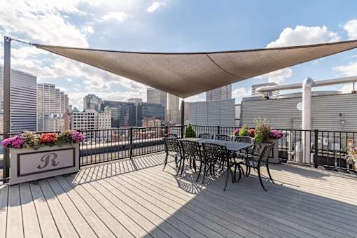 Rooftop Dining at Renaissance at the Power Building, Cincinnati
