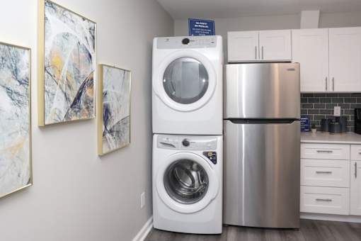 Washer Dryer In Unit at Spinnaker Court, Indianapolis, IN 46214
