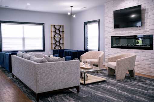 Living Room With TV at Ten31, Dayton, OH