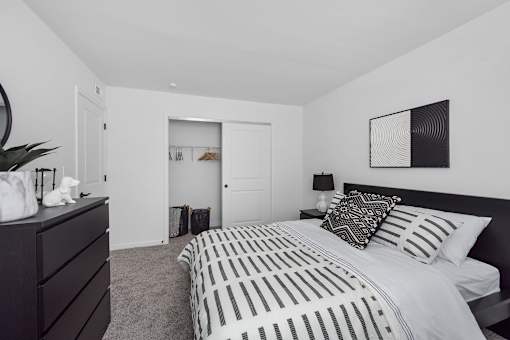 Gorgeous Bedroom Designs at Ten31, Dayton, Ohio