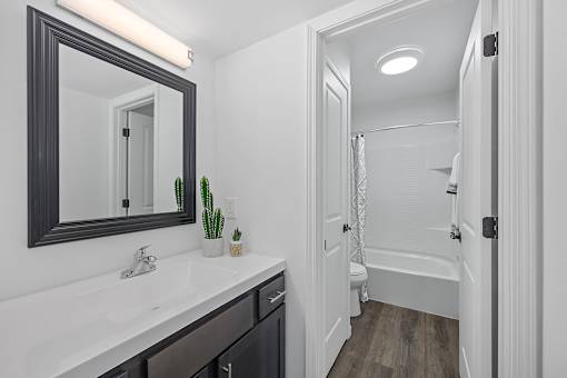 Custom Look Bathroom at Ten31, Dayton, OH