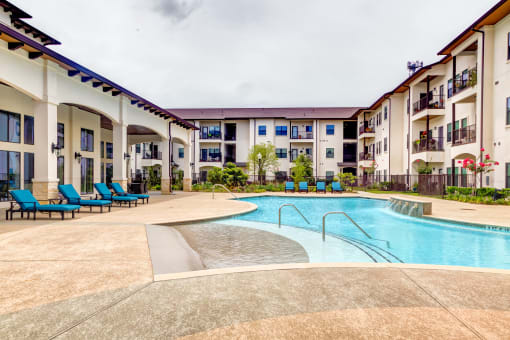 Resort Style Swimming Pool
