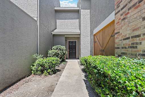 Townhome entrance