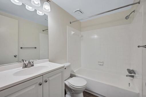 Large Soaking Tub In Bathroom at Columbia Pointe, Columbia, Maryland 