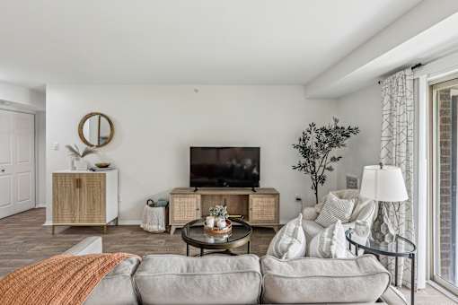 Soft and Refreshing Living Room at Columbia Pointe, Maryland , 21045