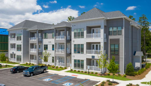 Building Exteriorat Ansley Park Apartments, North Carolina, 28412