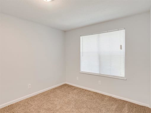 Expansive Windows at The Hub at 934 Apartments, Atlanta, GA
