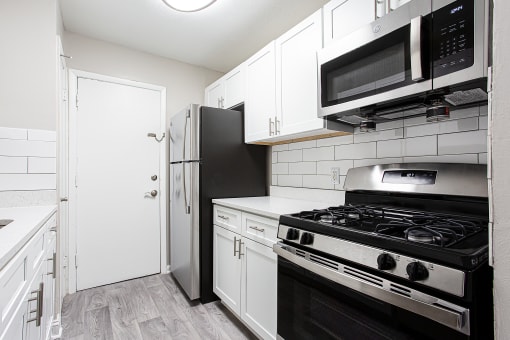 Stainless steel appliances at Parkside at Sandy Springs Atlanta, GA