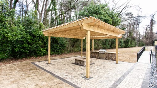Fire pit and grill at Parkside Sandy Springs Atlanta, GA